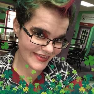 Meet your Posher, Lynette